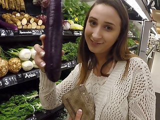 Inspiring senorita visits the supermarket for the nasty flashing